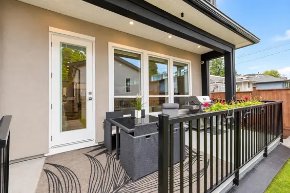 344 East 21 Street, North Vancouver For Sale - image 12