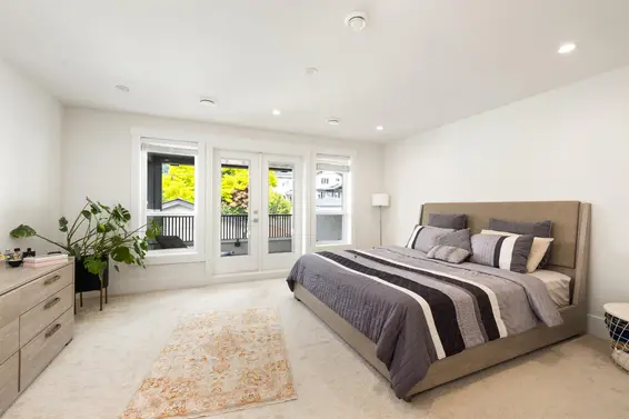 344 East 21 Street, North Vancouver For Sale - image 17