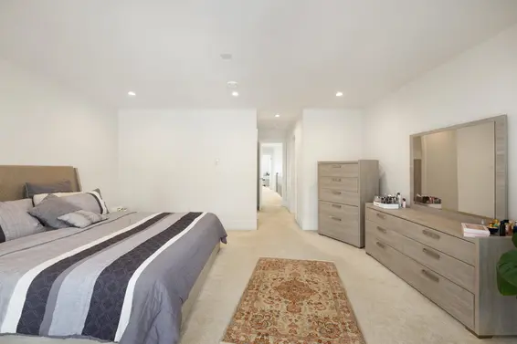 344 East 21 Street, North Vancouver For Sale - image 18