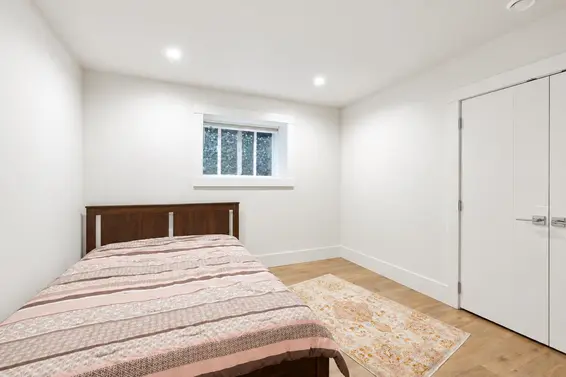 344 East 21 Street, North Vancouver For Sale - image 23
