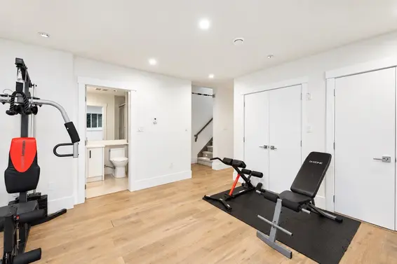 344 East 21 Street, North Vancouver For Sale - image 33