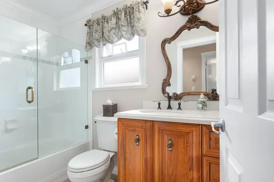 326 East 12th Street, North Vancouver For Sale - image 13