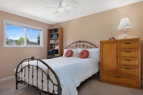326 East 12th Street, North Vancouver For Sale - image 14