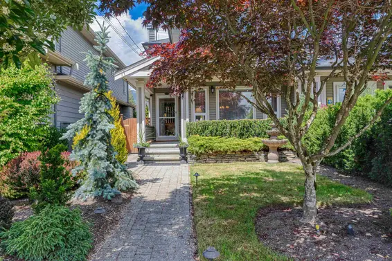 326 East 12th Street, North Vancouver For Sale - image 31