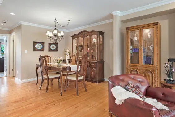 326 East 12th Street, North Vancouver For Sale - image 5