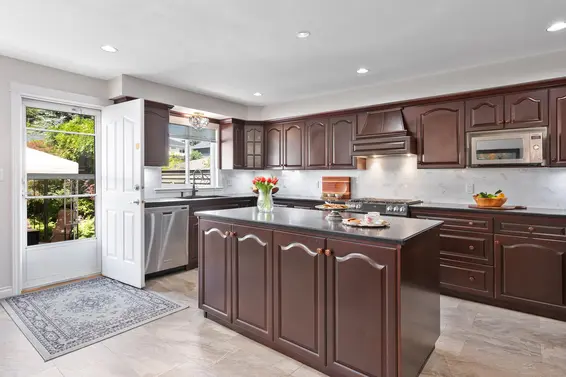 326 East 12th Street, North Vancouver For Sale - image 7