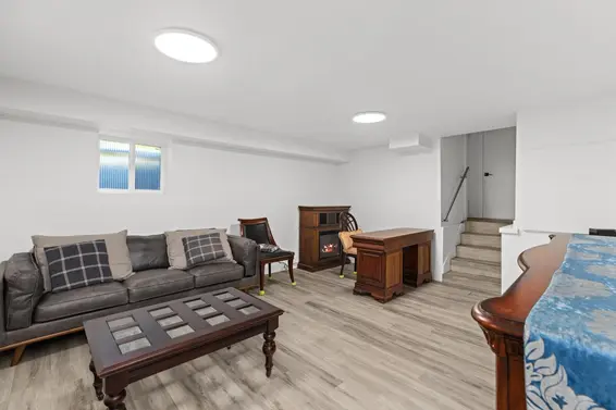 104 Bonnymuir Drive, West Vancouver For Sale - image 32