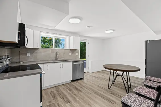 104 Bonnymuir Drive, West Vancouver For Sale - image 35