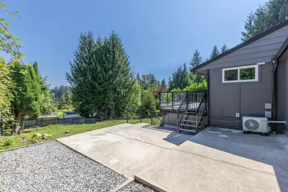 104 Bonnymuir Drive, West Vancouver For Sale - image 40