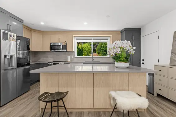 104 Bonnymuir Drive, West Vancouver For Sale - image 8