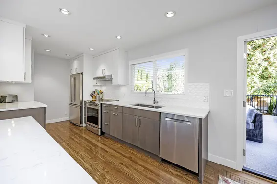 1388 East 20th Street, North Vancouver For Sale - image 4