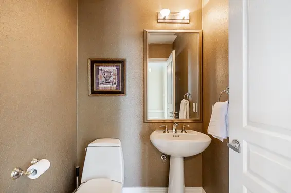 4918 Edendale Lane, West Vancouver For Sale - image 15