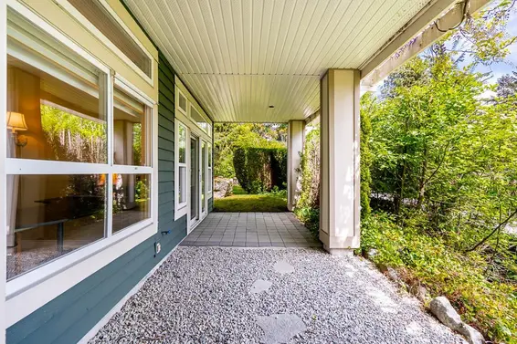 4918 Edendale Lane, West Vancouver For Sale - image 27