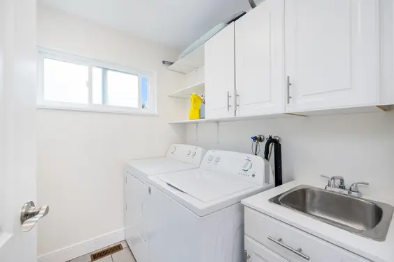 5562 Swordfern Place, North Vancouver For Sale - image 16