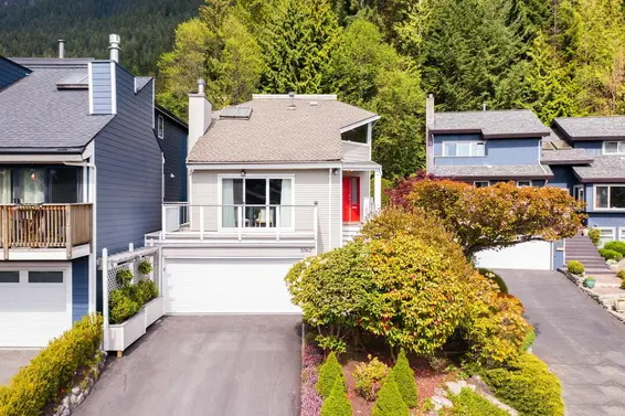 5562 Swordfern Place, North Vancouver For Sale - image 1