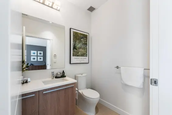 2765 Mountain Highway, North Vancouver For Sale - image 5