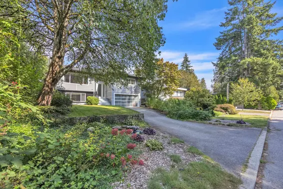 1176 West 23rd Street, North Vancouver For Sale - image 2