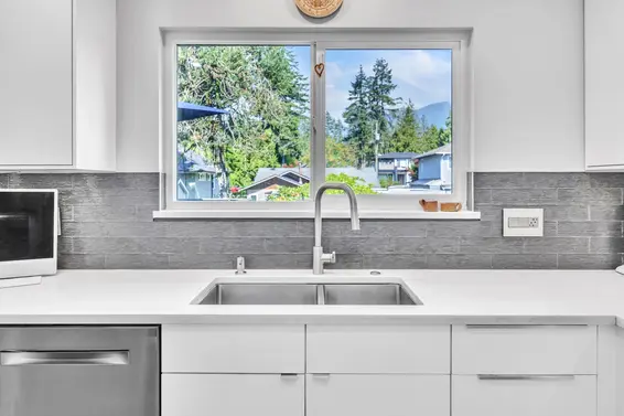 1176 West 23rd Street, North Vancouver For Sale - image 4