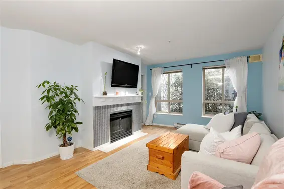 212 150 West 22Nd Street, North Vancouver For Sale - image 9