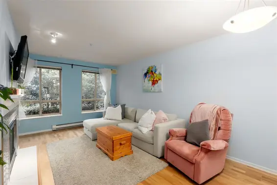 212 150 West 22Nd Street, North Vancouver For Sale - image 8
