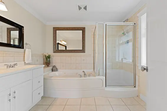 749 East 10th Street, North Vancouver For Sale - image 16