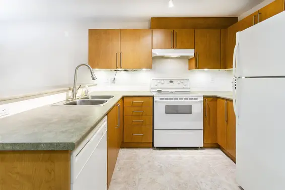 312 1150 East 29th Street, North Vancouver For Sale - image 5