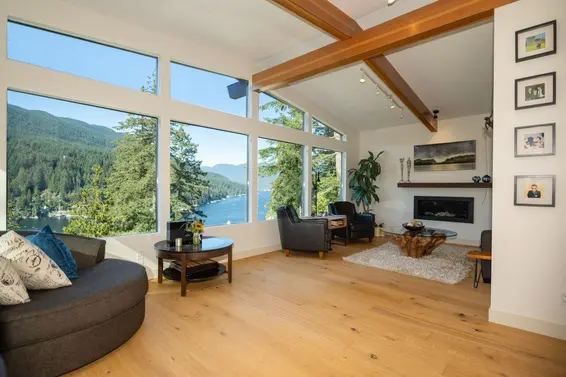 4682 Eastridge Road, North Vancouver For Sale - image 2
