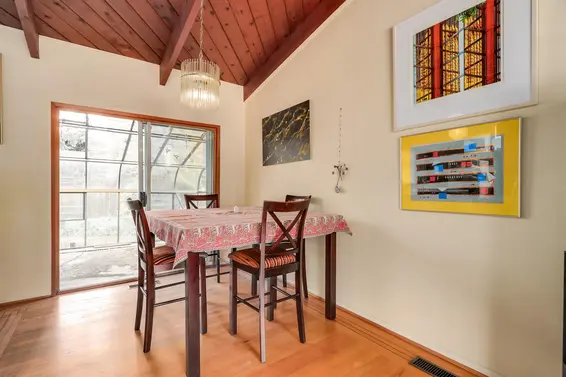 957 Essex Road, North Vancouver For Sale - image 11