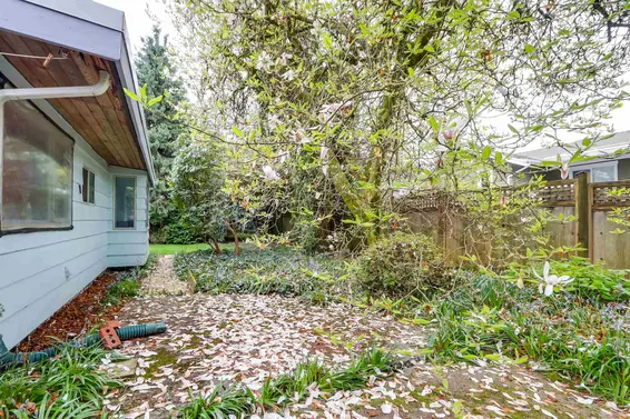 957 Essex Road, North Vancouver For Sale - image 24