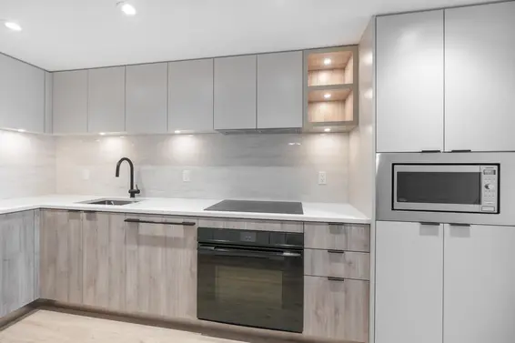 325 755 Harbourside Drive, North Vancouver For Sale - image 11