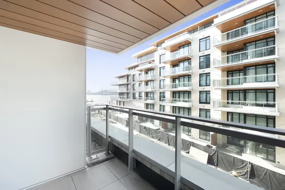 325 755 Harbourside Drive, North Vancouver For Sale - image 13