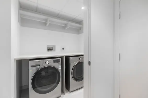 325 755 Harbourside Drive, North Vancouver For Sale - image 14