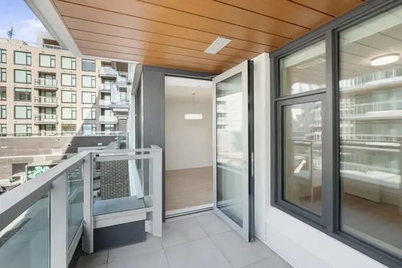 325 755 Harbourside Drive, North Vancouver For Sale - image 21