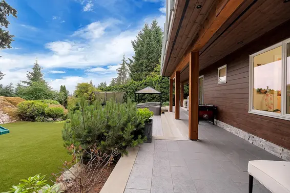 3706 Southridge Place, West Vancouver For Sale - image 35