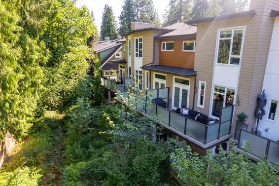 4676 Capilano Road, North Vancouver For Sale - image 2