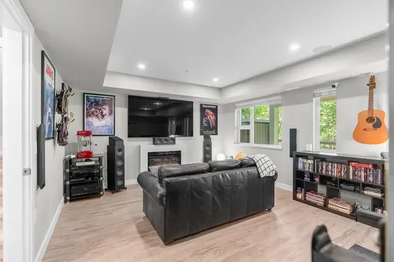 4676 Capilano Road, North Vancouver For Sale - image 26