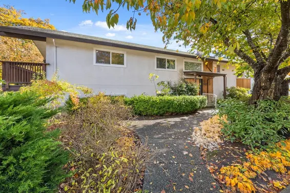 2142 St. Andrews Avenue, North Vancouver For Sale - image 38