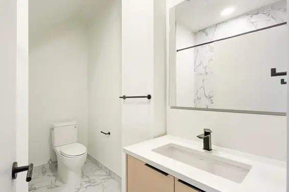 108 422 East 3rd Street, North Vancouver For Sale - image 18