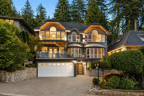 4350 Starlight Way, North Vancouver For Sale - image 2