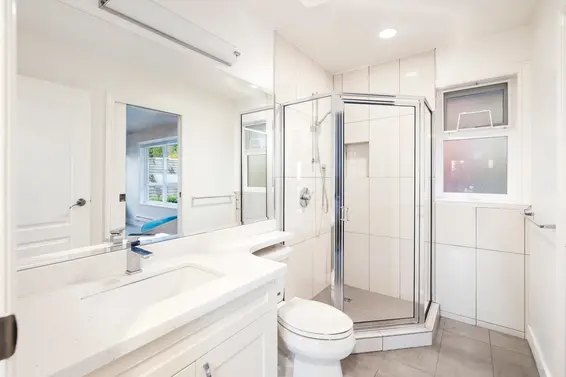 4350 Starlight Way, North Vancouver For Sale - image 32