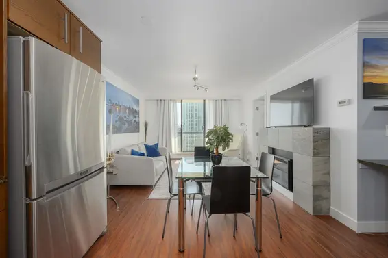 608 145 St. Georges Avenue, North Vancouver For Sale - image 3