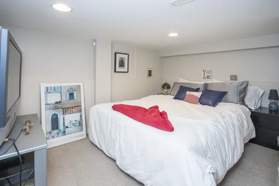 1989 Cedar Village Crescent, North Vancouver For Sale - image 24