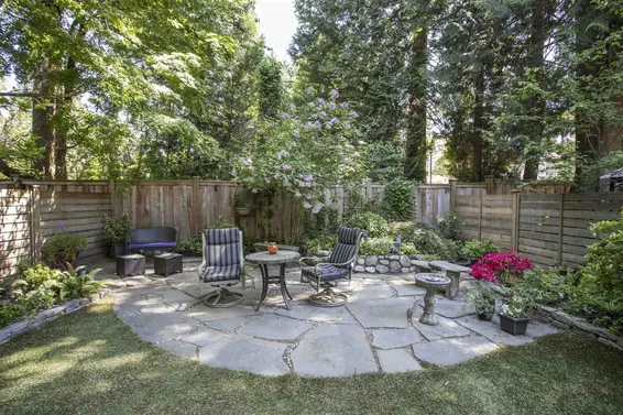 1989 Cedar Village Crescent, North Vancouver For Sale - image 32