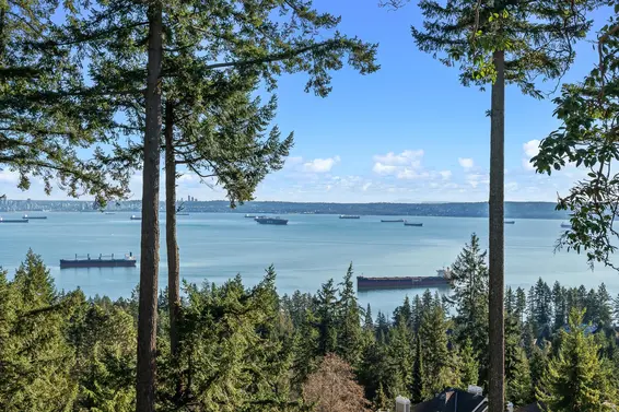 8 5110 Alderfeild Place, West Vancouver