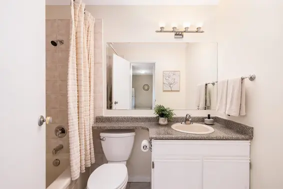 315 140 East 4Th Street, North Vancouver For Sale - image 11