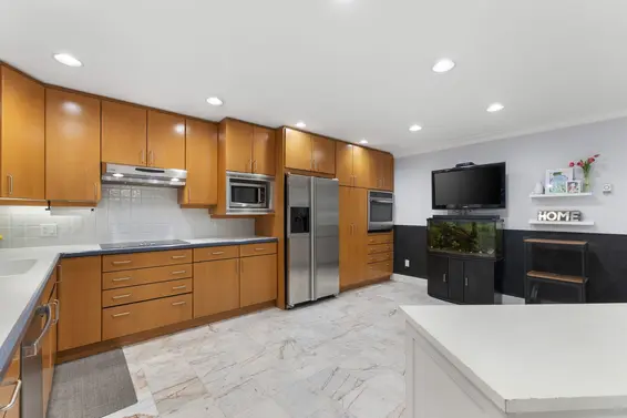 102 1500 Ostler Court, North Vancouver For Sale - image 11