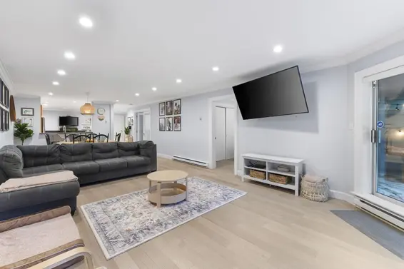 102 1500 Ostler Court, North Vancouver For Sale - image 5