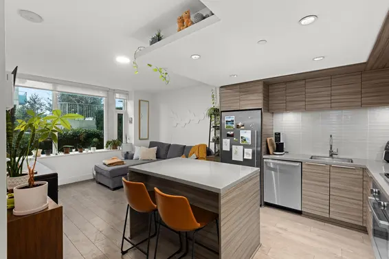 205 1550 Fern Street, North Vancouver For Sale - image 6