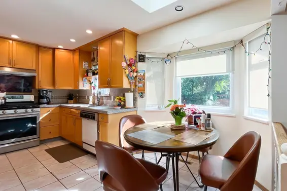 3651 Garibaldi Drive, North Vancouver For Sale - image 10