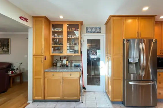 3651 Garibaldi Drive, North Vancouver For Sale - image 9